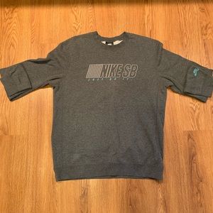 Nike SB Crewneck